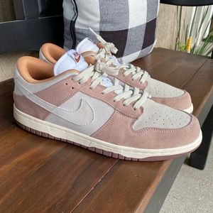 Nike Dunk Low Premium Medium Curry